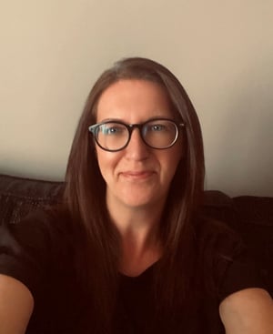 Head Shot_Nicola Daly (1)